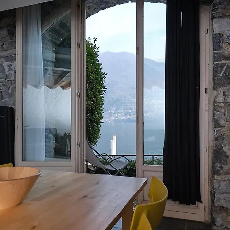Paradise At The Pier Of - The House Of Travelers Апартаменты Brienno